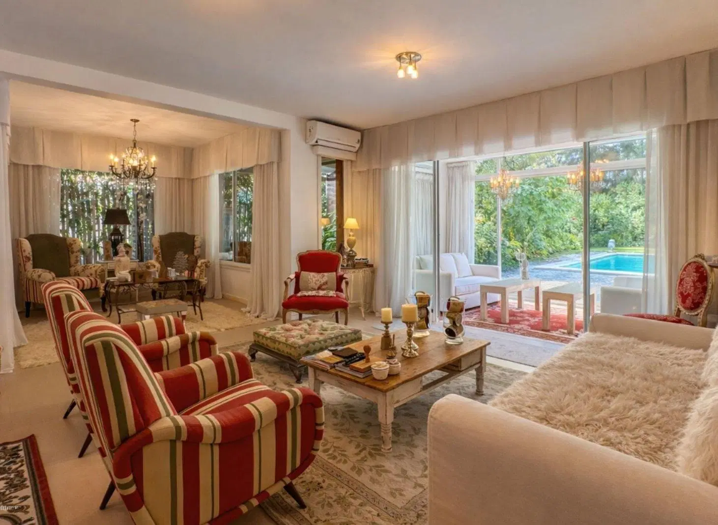 Alquiler Casa 5 AMB. con PILETA y JARDÍN | Barrio SAN MARCO 3
