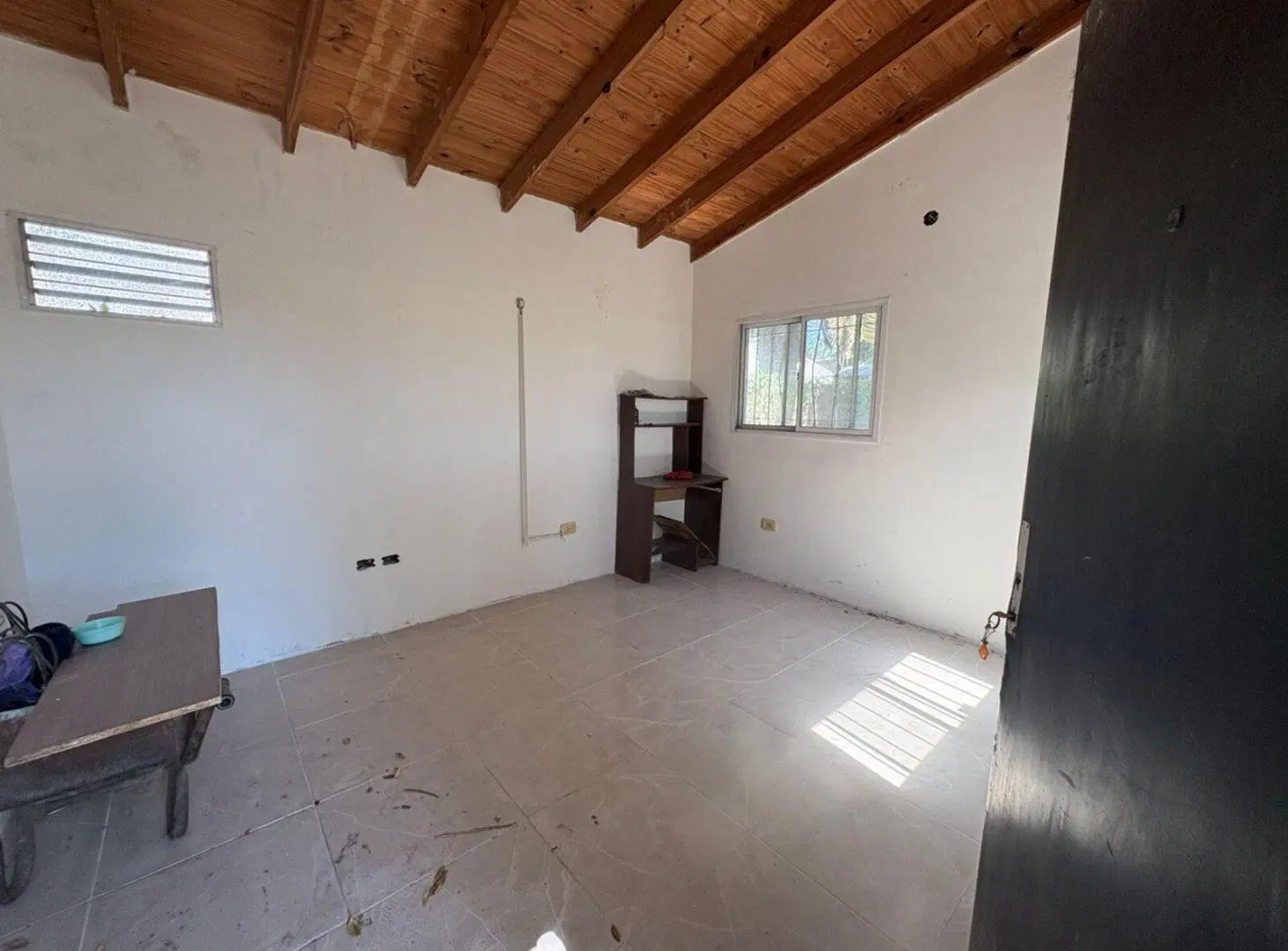 ALQUILER TERRENO + OFICINA | 475,50 m² | PILAR 2