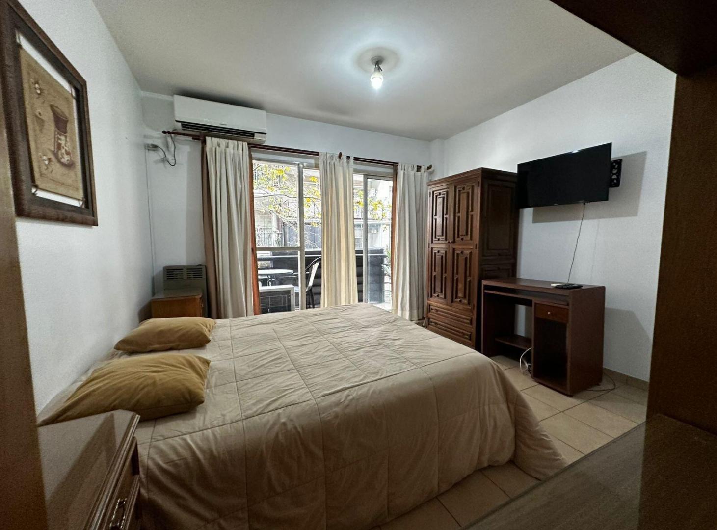 ALQUILER MONOAMBIENTE AMOBLADO RECOLETA