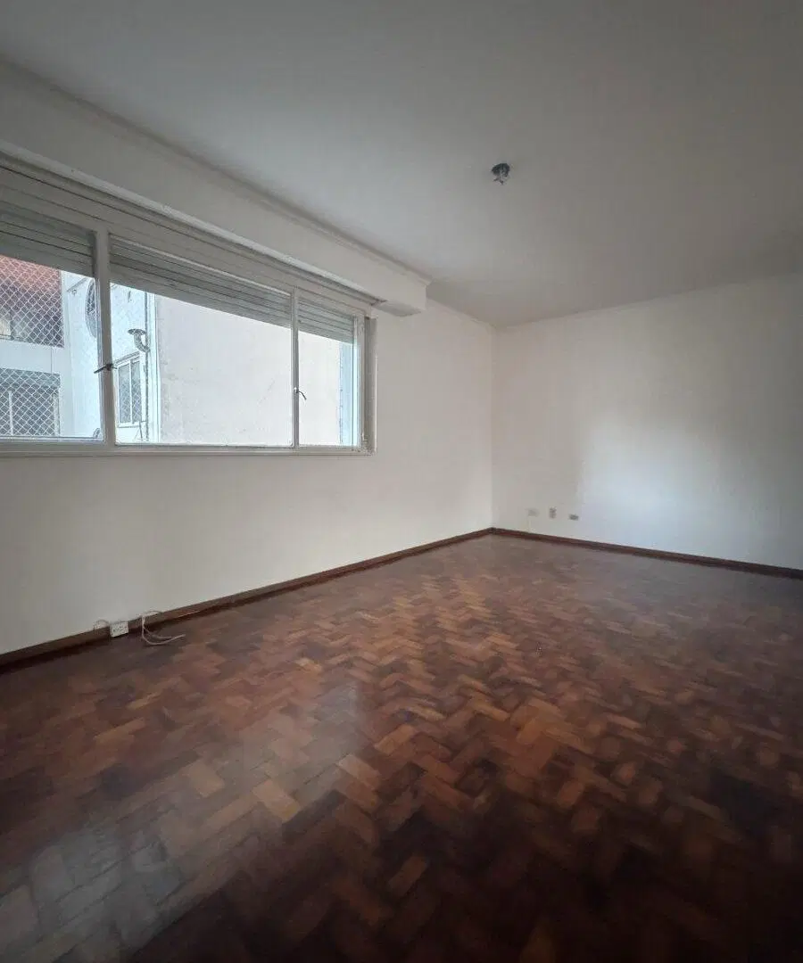 Venta departamento de 3 amb. dep/serv. Belgrano 5