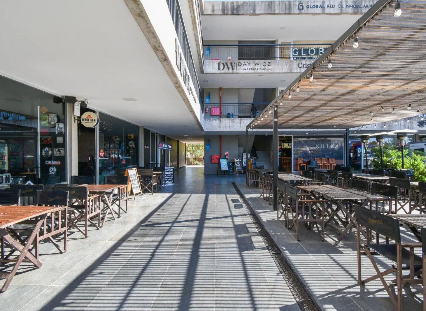 Alquiler local a estrenar c/ 3 vidrieras + 3 cocheras - VEN Street Center, Dique Luján, Tigre 2