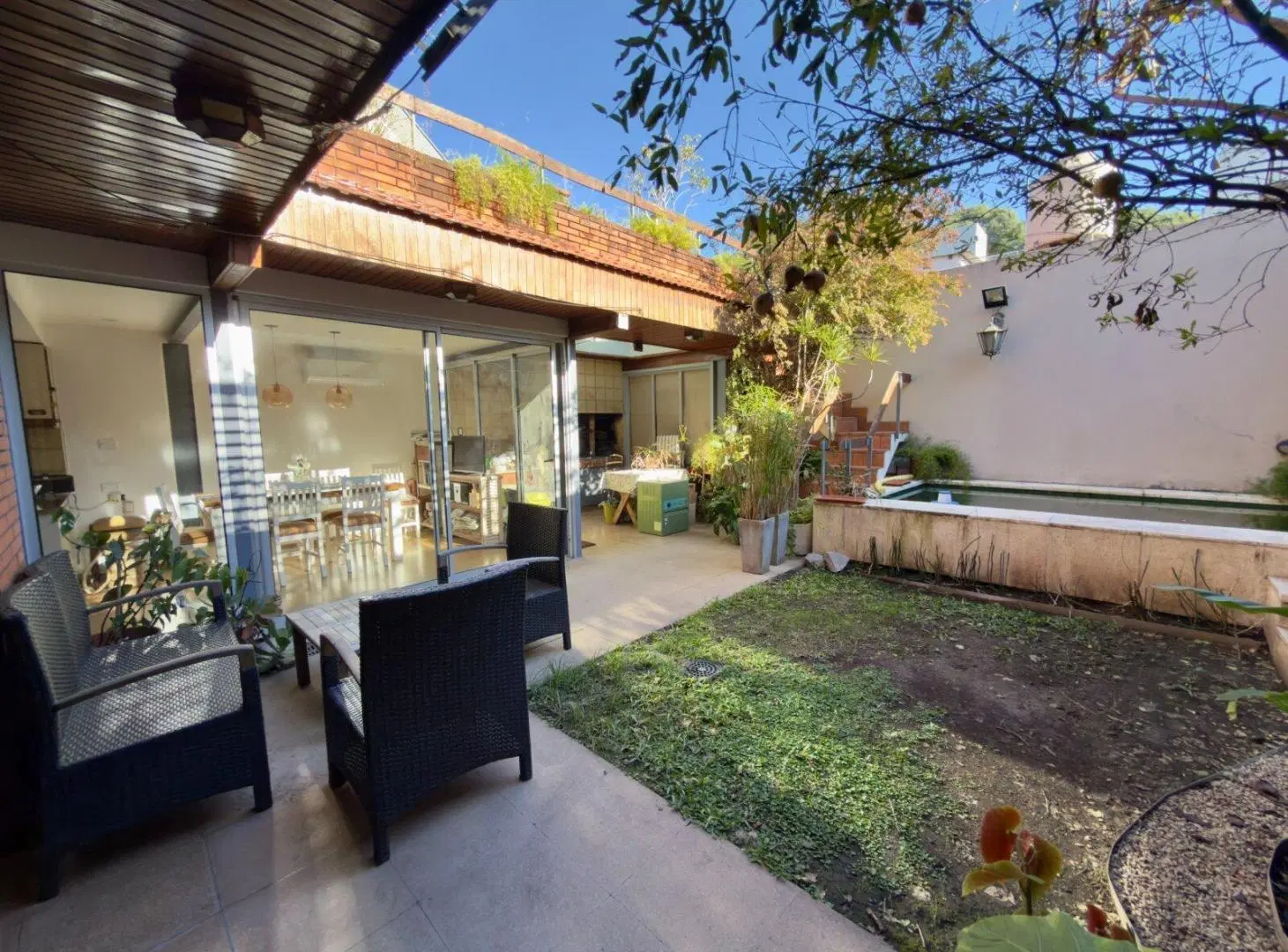 ALQUILER EXCLUSIVO | CASA DE ESTILO A 3 CUADRAS DE PLAZA ARENALES 4