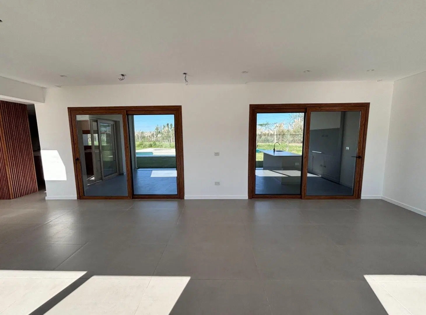 Venta Casa a estrenar 5 amb. -Barrio Laguna Grande, Villanueva 2