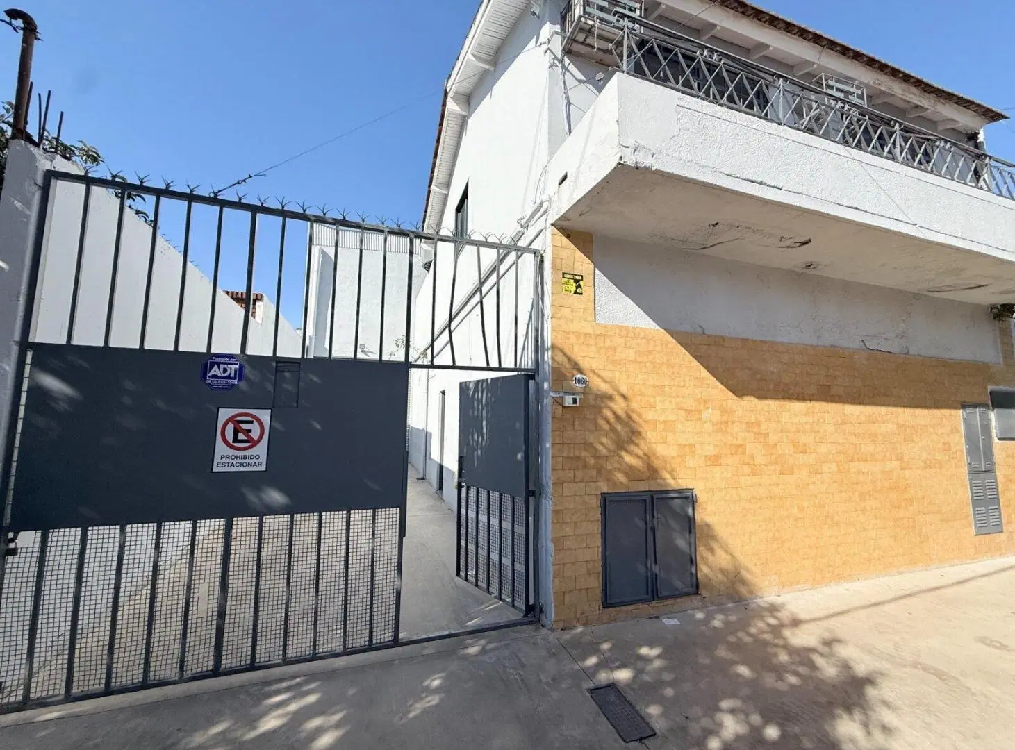 GALPÓN EN VENTA | VILLA BOSCH | DEPÓSITO + OFICINAS | LOTE 10x46 4