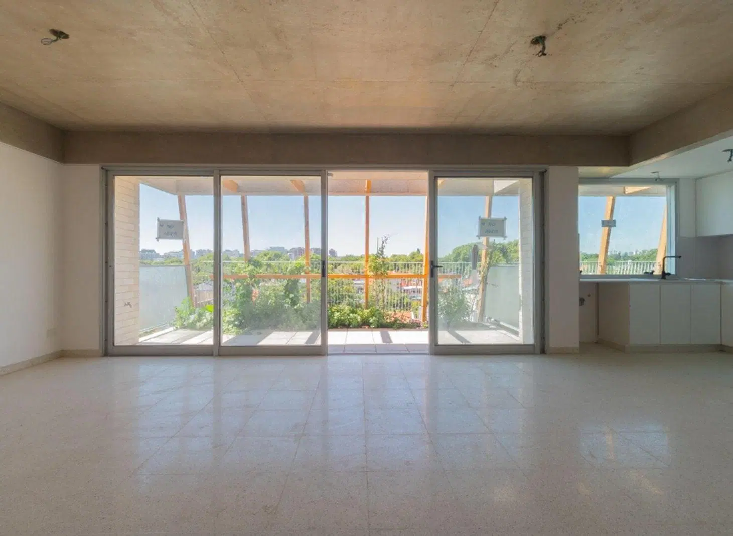 Venta Duplex 4 Amb con terraza cochera La Lucila 2