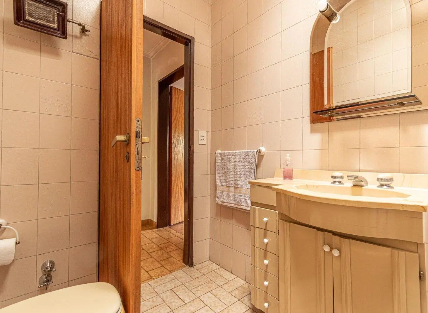 Venta Casa 5 amb. con Local Comercial y Terraza 5