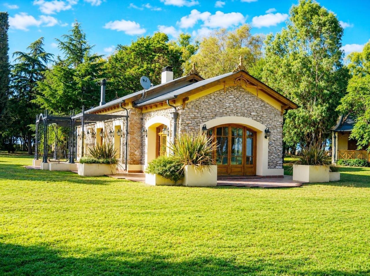 Campo con Bodega Orgánica Certificada en Espartillar de 41 Hectareas Provincia de Buenos aires