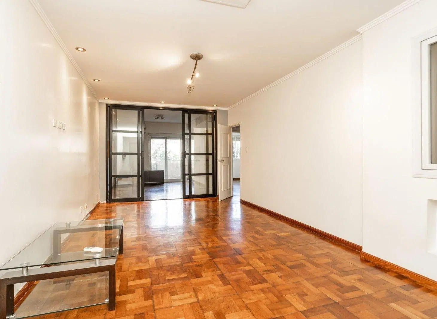 Venta depto. 4 amb reciclado con balcón Colegiales 5
