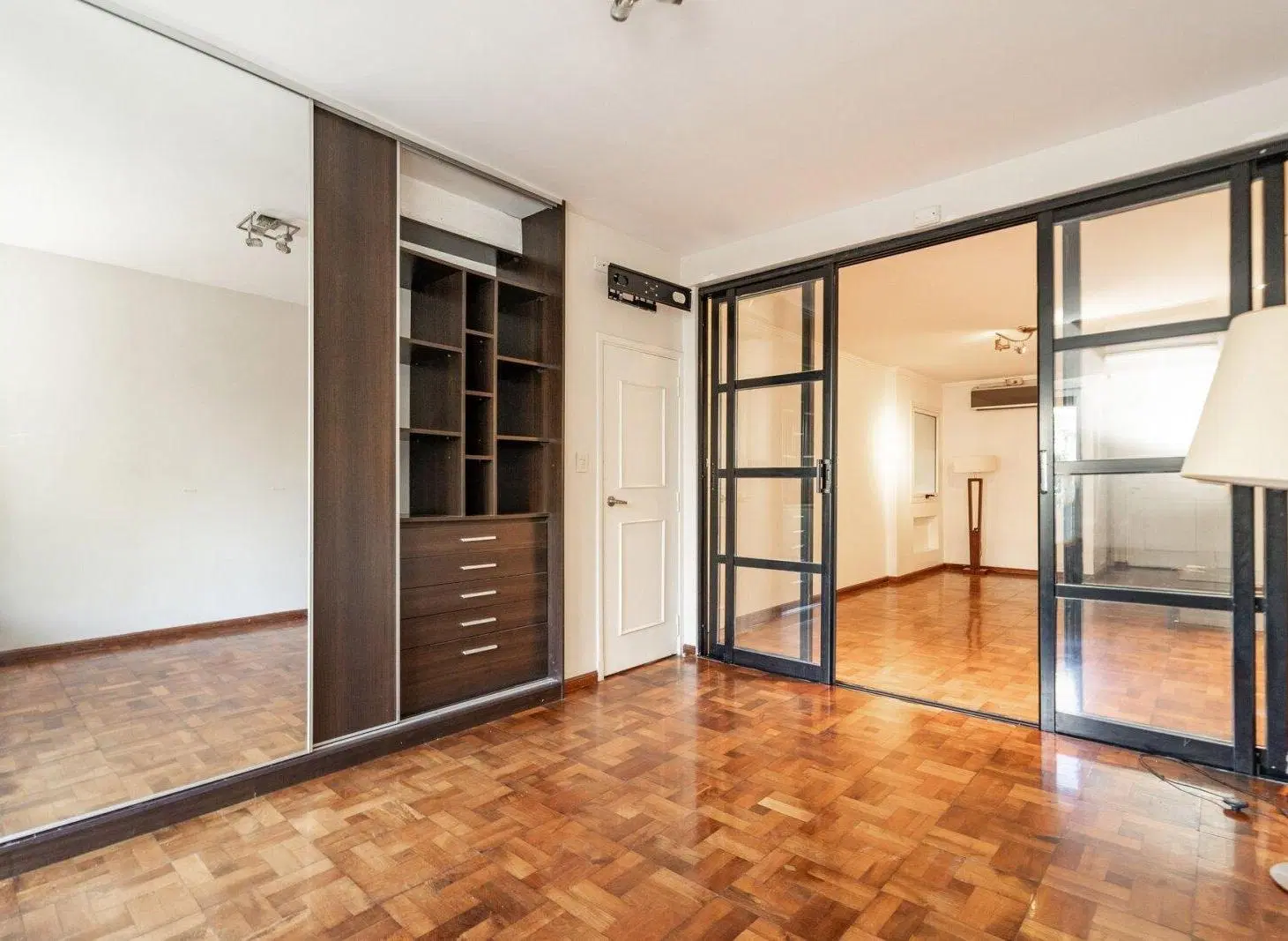 Venta depto. 4 amb reciclado con balcón Colegiales 3