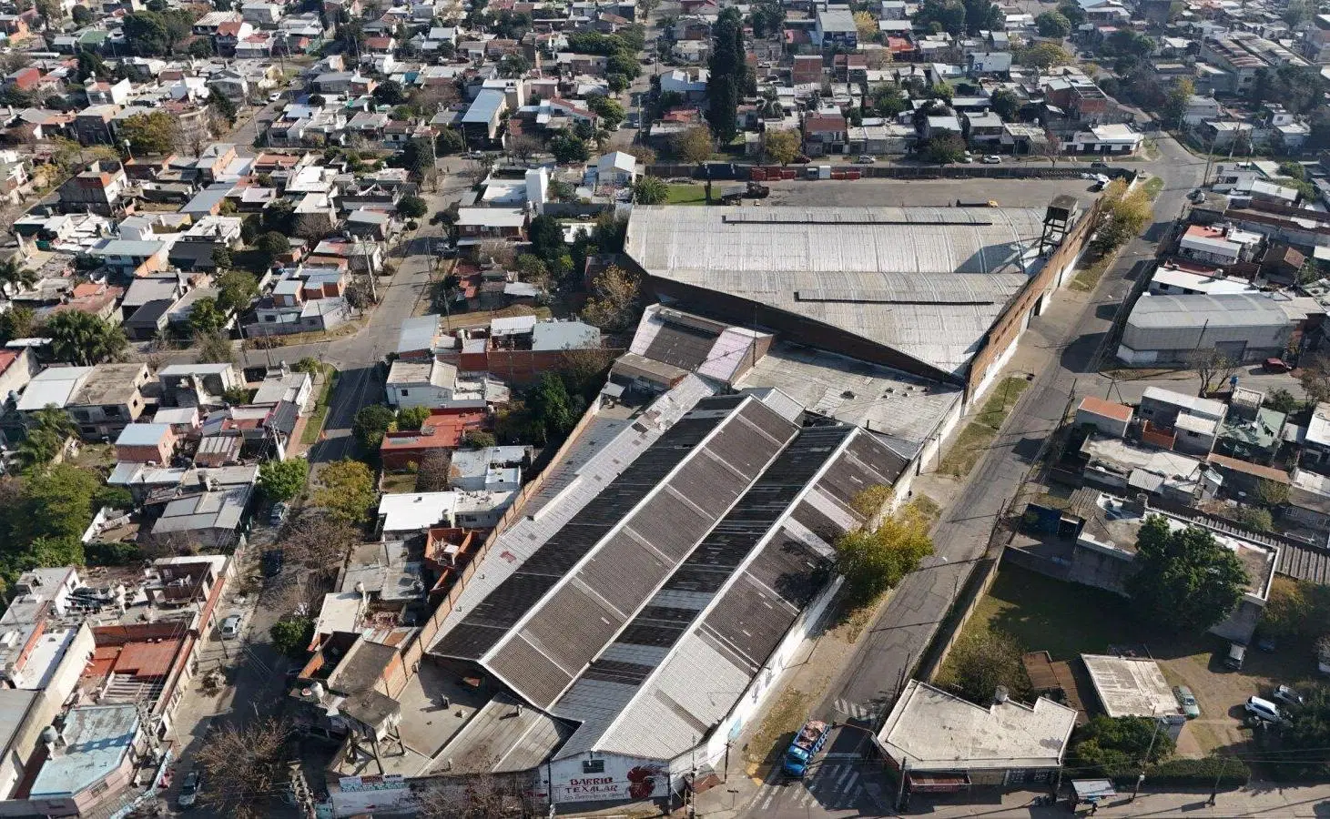 IMPORTANTE FRACCIÓN INDUSTRIAL EN VENTA – MORÓN | 10258 m² DE TERRENO + 11000 m² EDIFICADOS 2