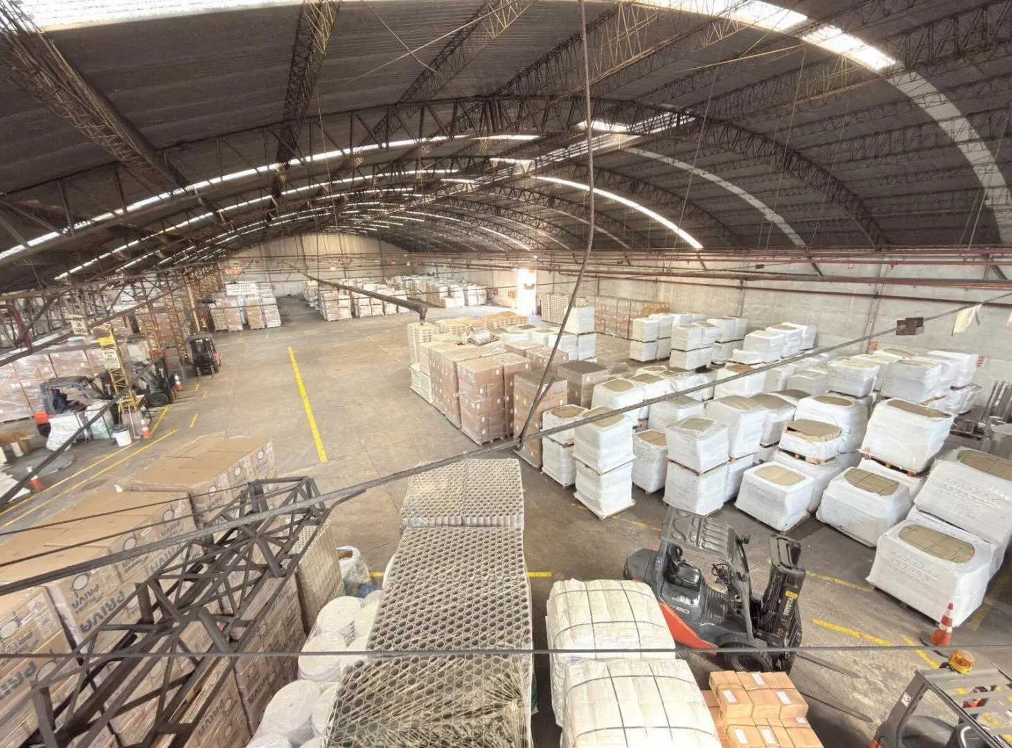 IMPORTANTE FRACCIÓN INDUSTRIAL EN VENTA – MORÓN | 10258 m² DE TERRENO + 11000 m² EDIFICADOS 5