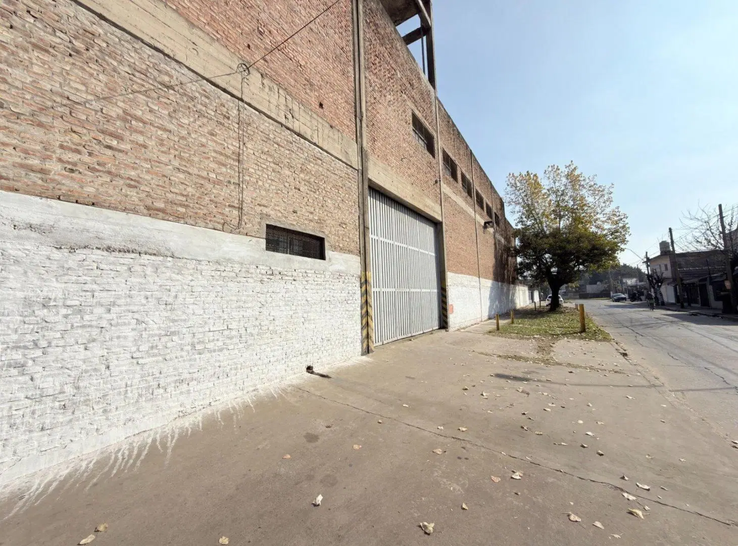 IMPORTANTE FRACCIÓN INDUSTRIAL EN VENTA – MORÓN | 10258 m² DE TERRENO + 11000 m² EDIFICADOS 3