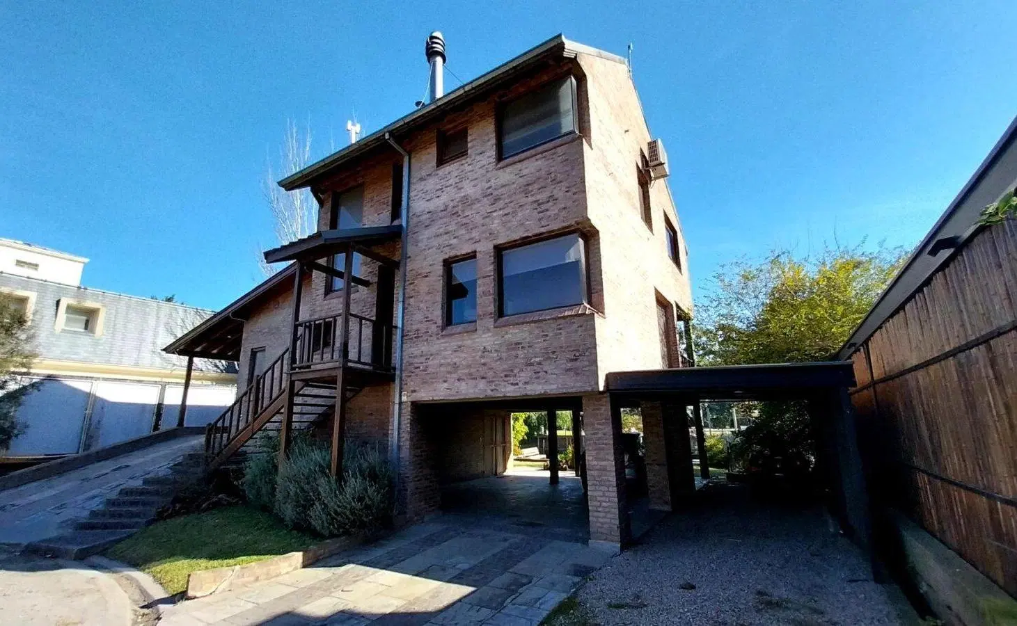 Casa en Venta Amarra Directa al Río BOAT CENTER 4