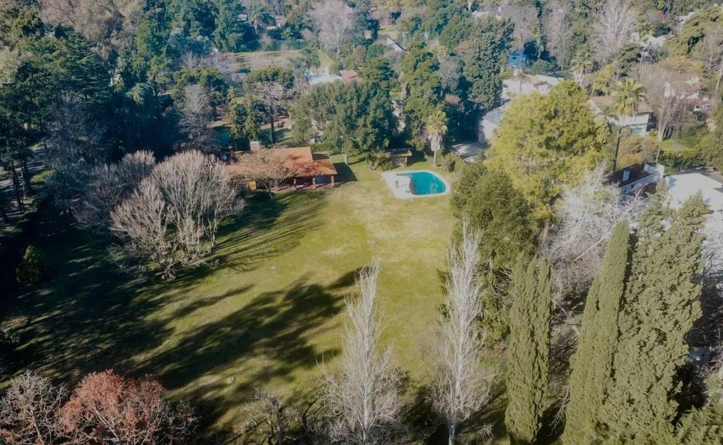 Alquiler Casa Quinta / 6.000 m2 / Calle Saravi, La Lonja Pilar con Pileta y Quincho 5