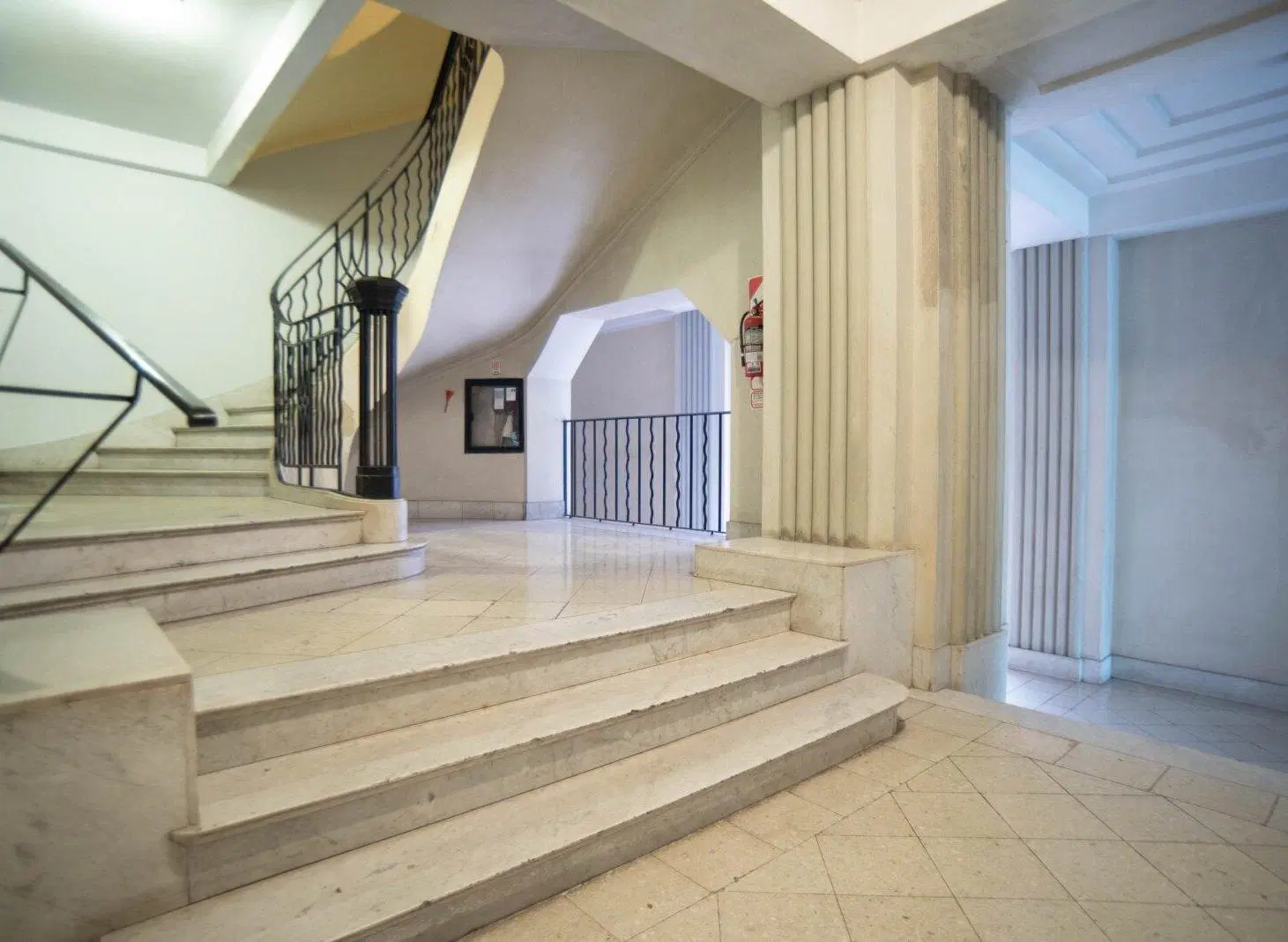 VENTA | DEPARTAMENTO DE CATEGORÍA 4 AMBIENTES CON DEPENDENCIA | 153 m² TOTALES | TORRE SAINT | ONCE 3