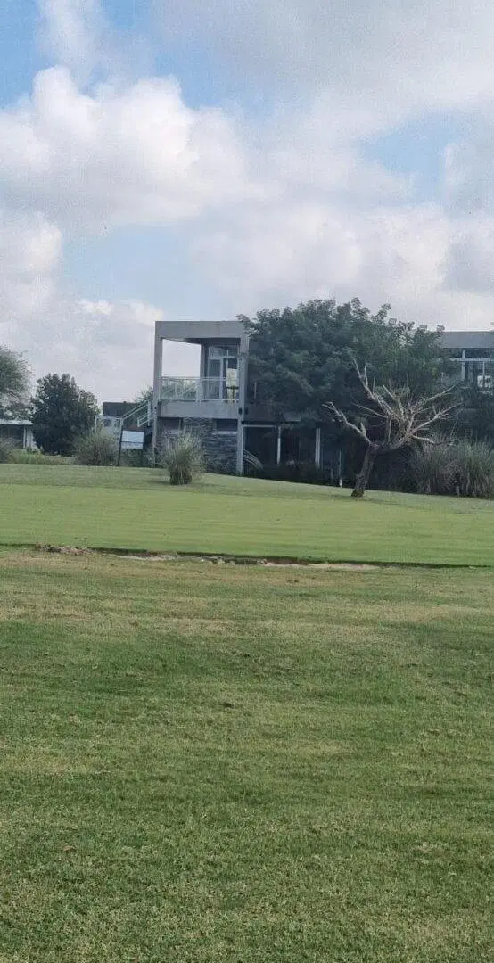 Terreno en venta Medal Country Club 3