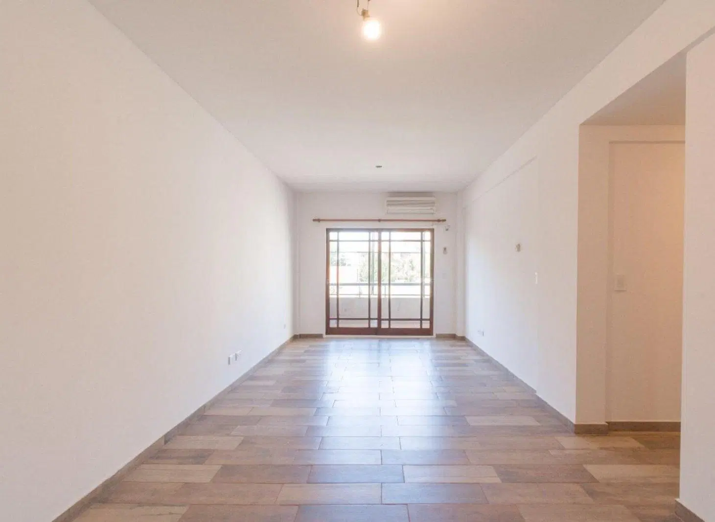 Alquiler residencial- Depto semipiso 3 ambientes- Caballito Sur - Avda Pedro Goyena 2