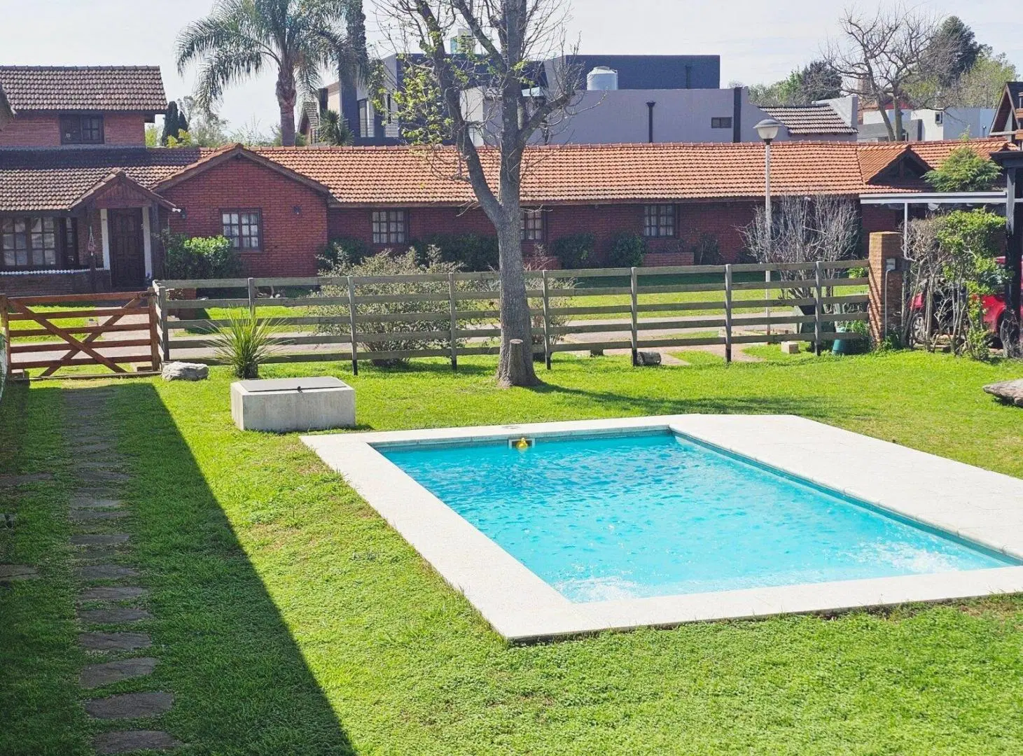 Venta casa con pileta, quincho cerrado, en doble Lote, Maschwitz Country Club, Maschwitz, Escobar 3