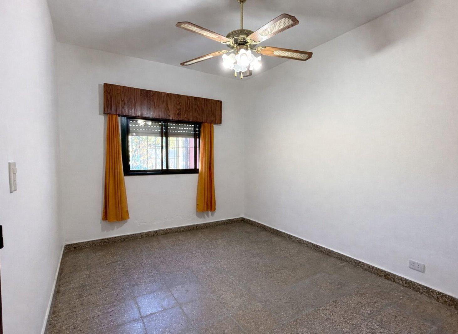 Foto de VENTA CASA 5AMB DEL VISO PILAR, imagen 3