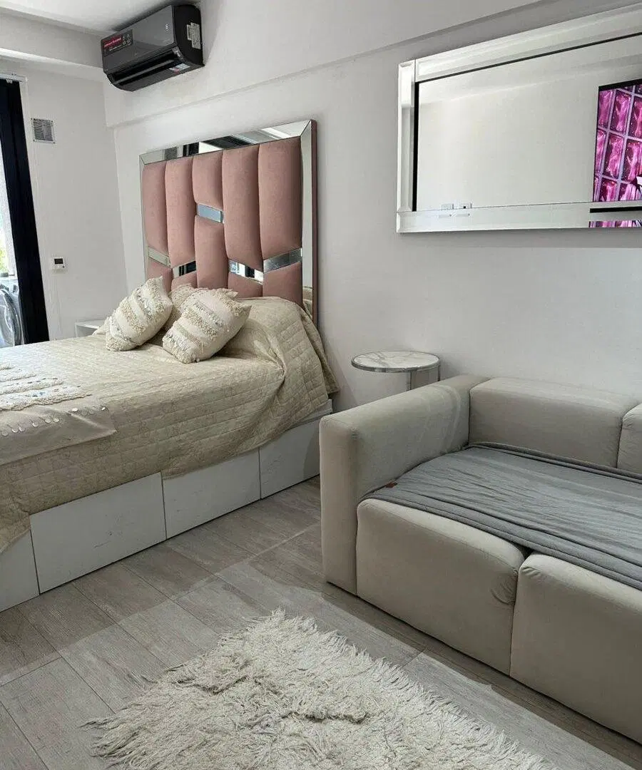 ALQUILER MONOAMBIENTE COLEGIALES PILETA 2