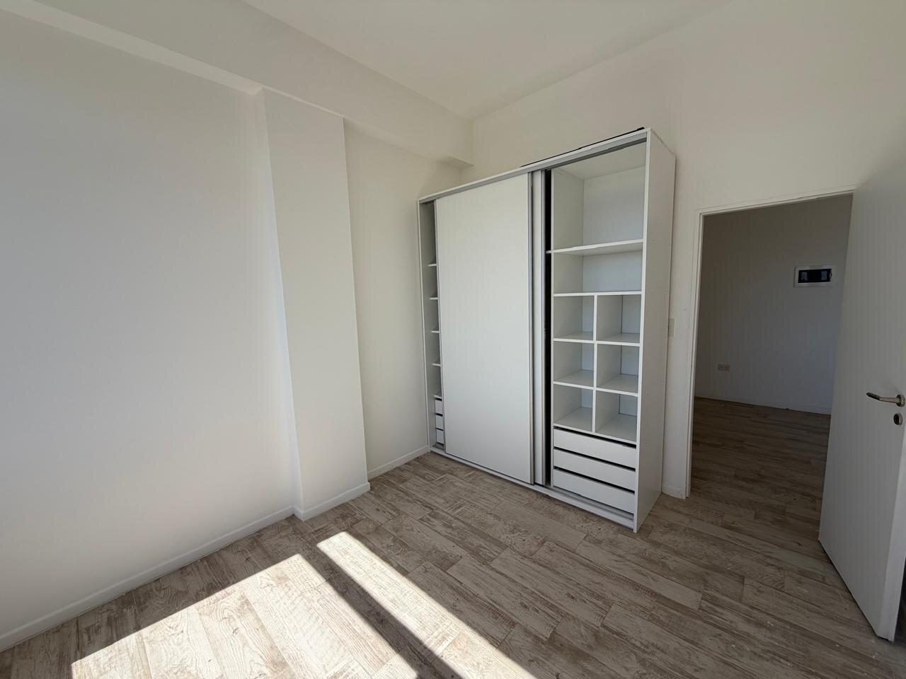 Foto de departamento 2 ambientes con 2 cocheras - DELTA CENTER, imagen 4