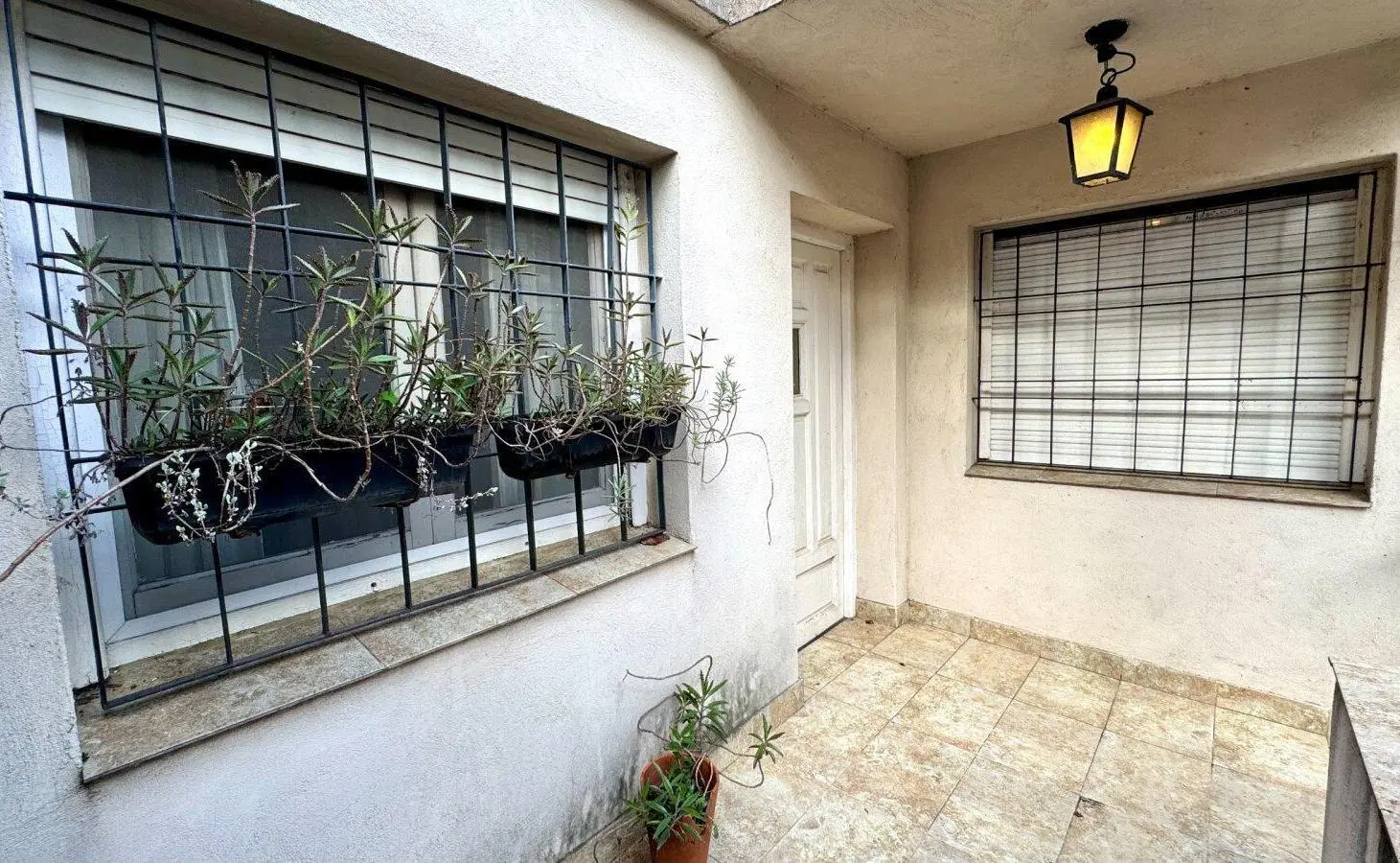 Venta casa 5amb Carapachay con Jardin a refaccionar FINANCIACION 5