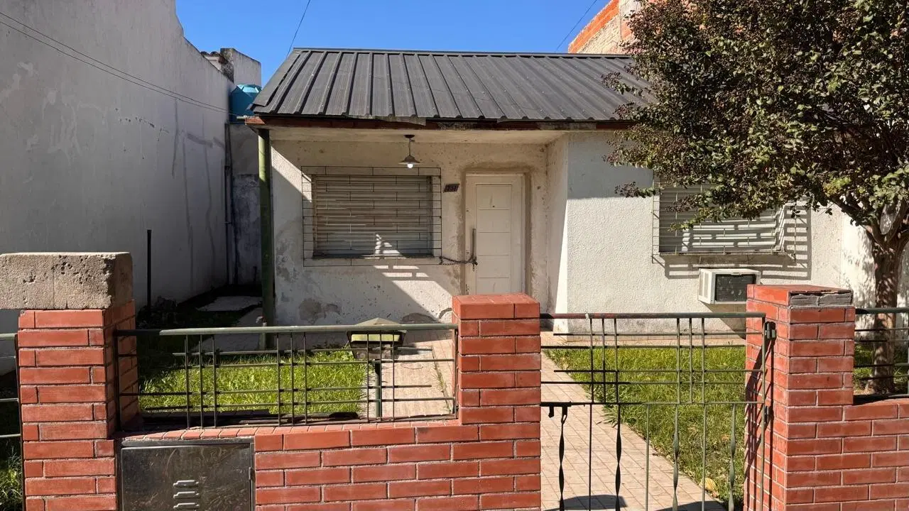 Venta Casa 3 ambientes Villa Tesei Hurlingham casi terminada 2