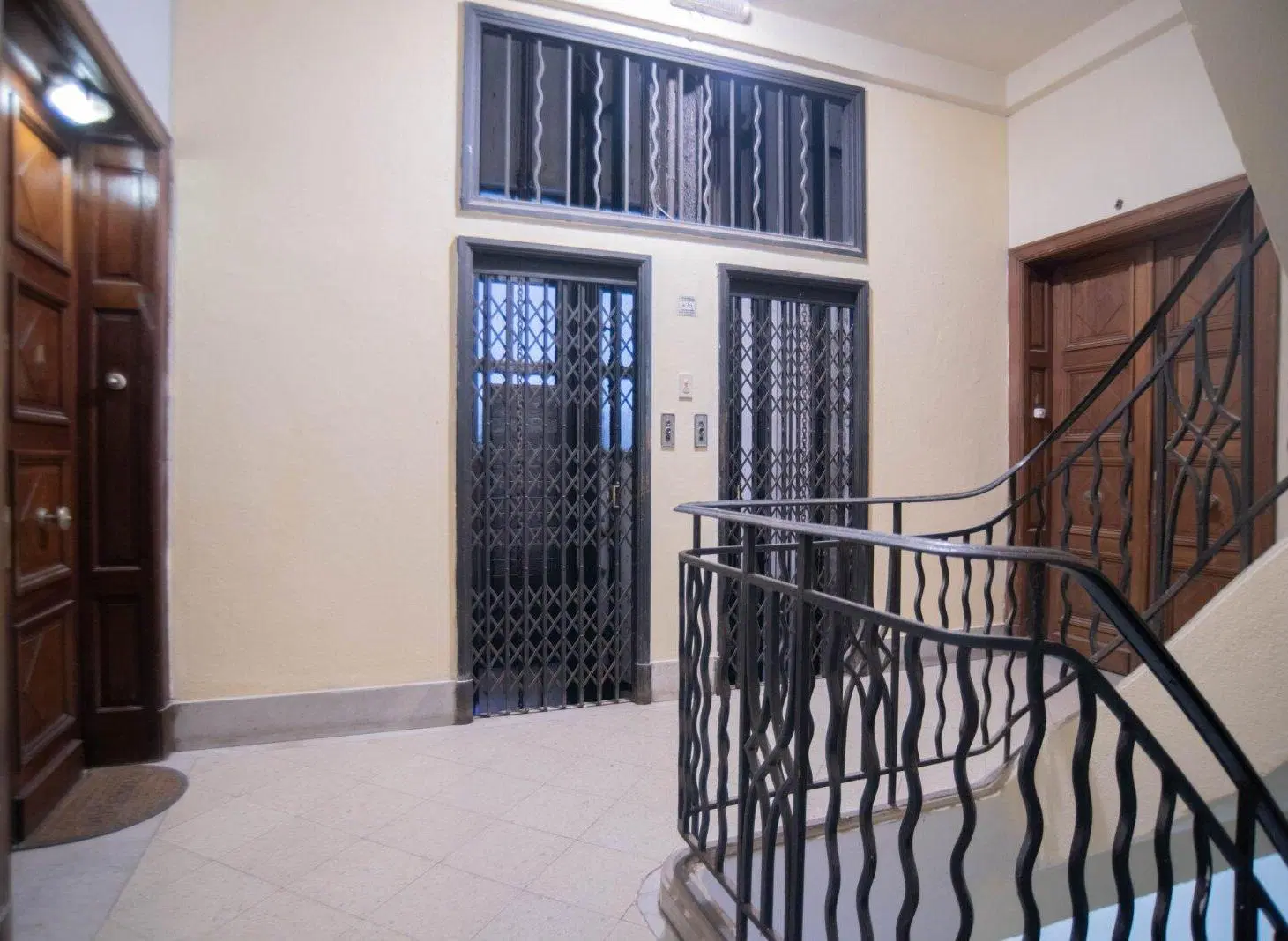 ALQUILER | Depto. de 4 Ambientes muy amplios c/dependencia | 153 m² cubiertos | TORRE SAINT | ONCE 5