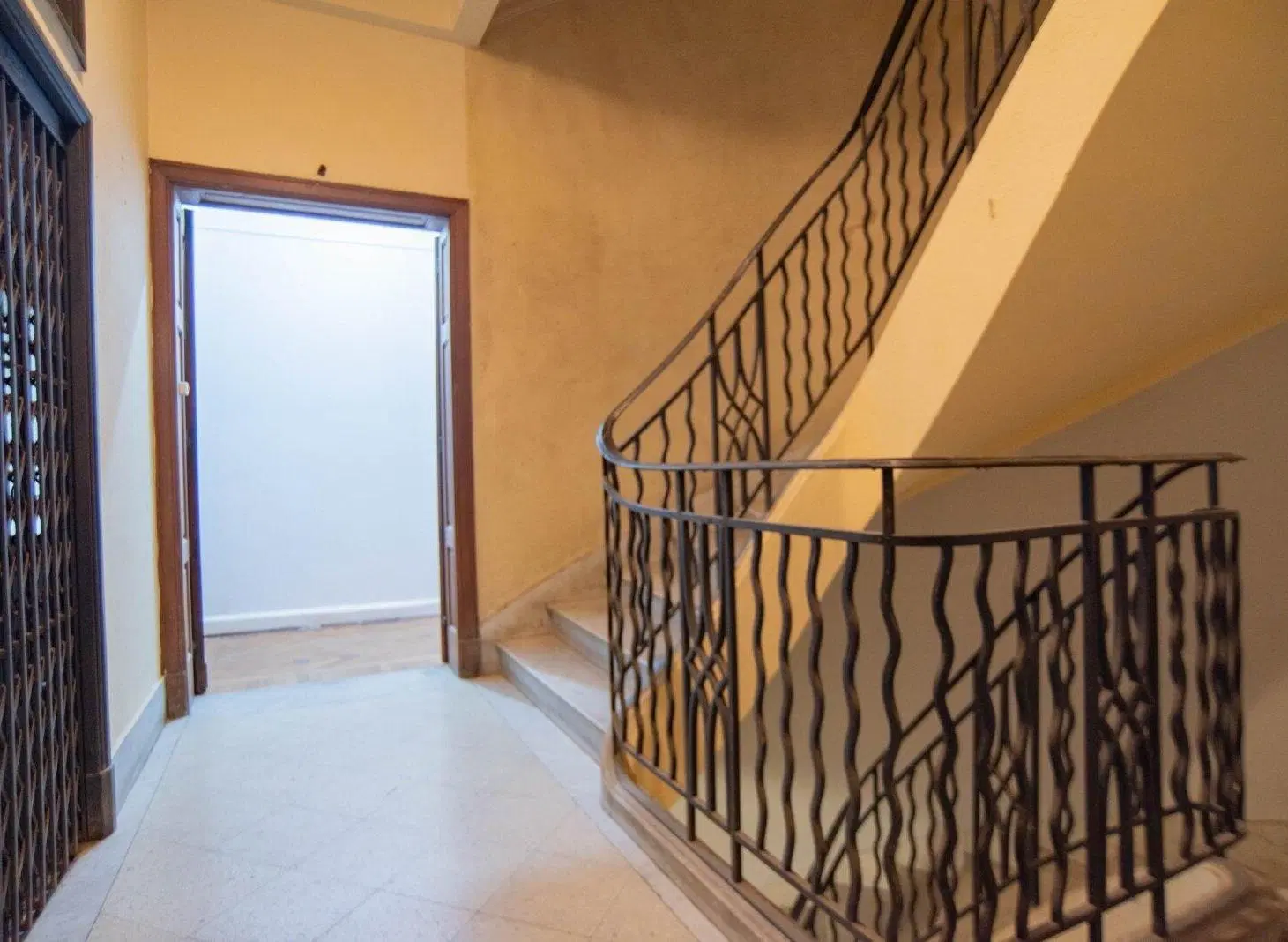ALQUILER | Depto. de 4 Ambientes muy amplios c/dependencia | 153 m² cubiertos | TORRE SAINT | ONCE 4