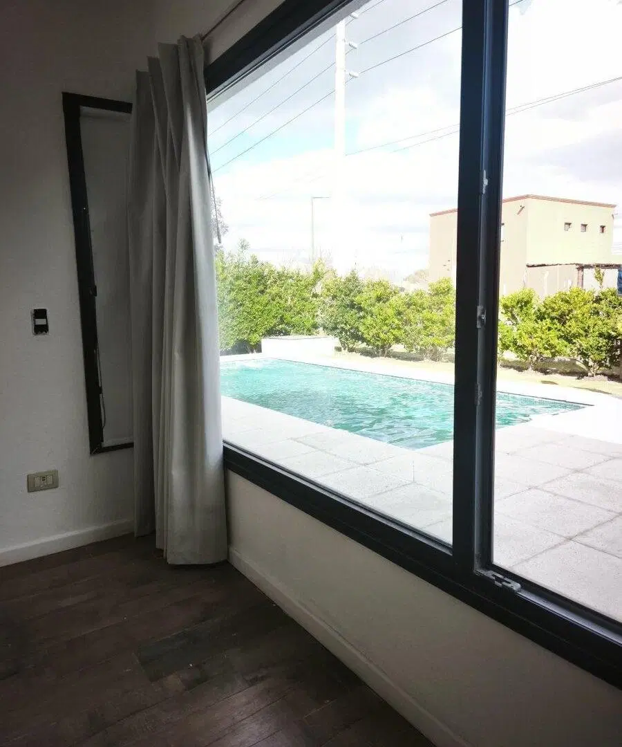 Alquiler Casa c/pileta y parrilla - Barrio San Ramiro – Pilar del Este III 5