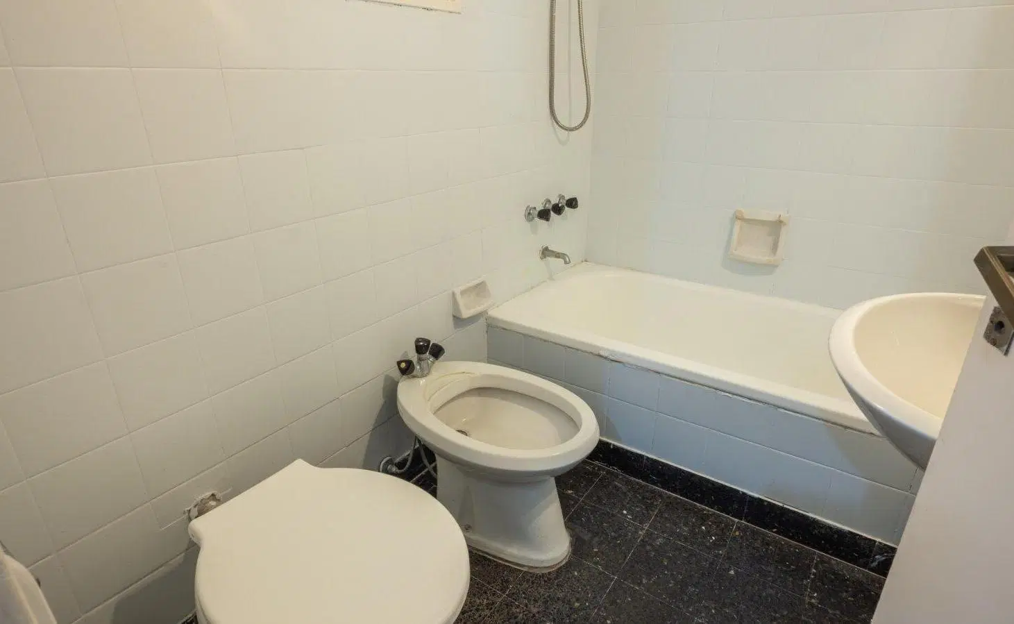 3 ambientes con balcon en Barracas 8