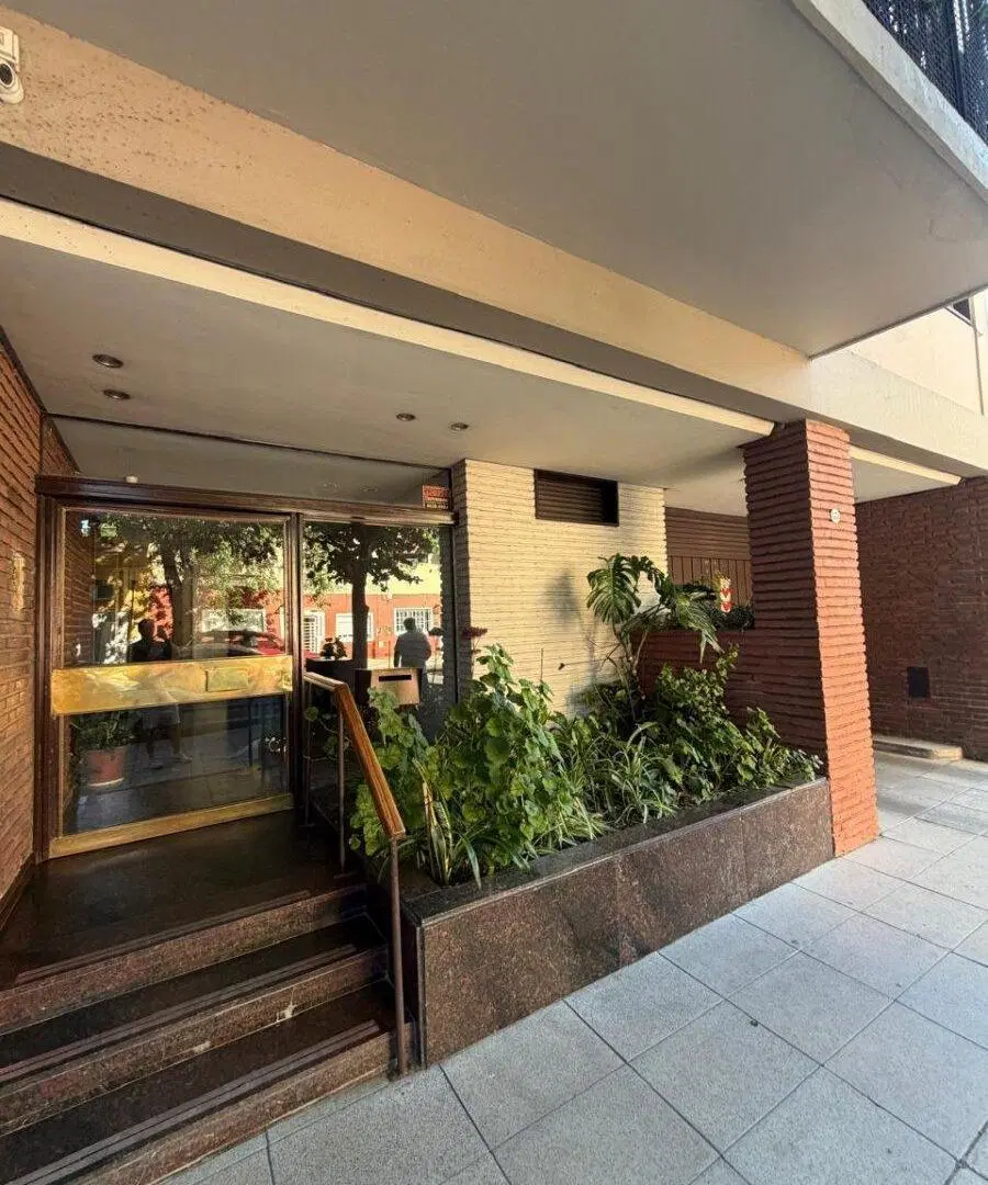 VENTA DEPARTAMENTO EN FLORESTA DE 3 AMBIENTES 2