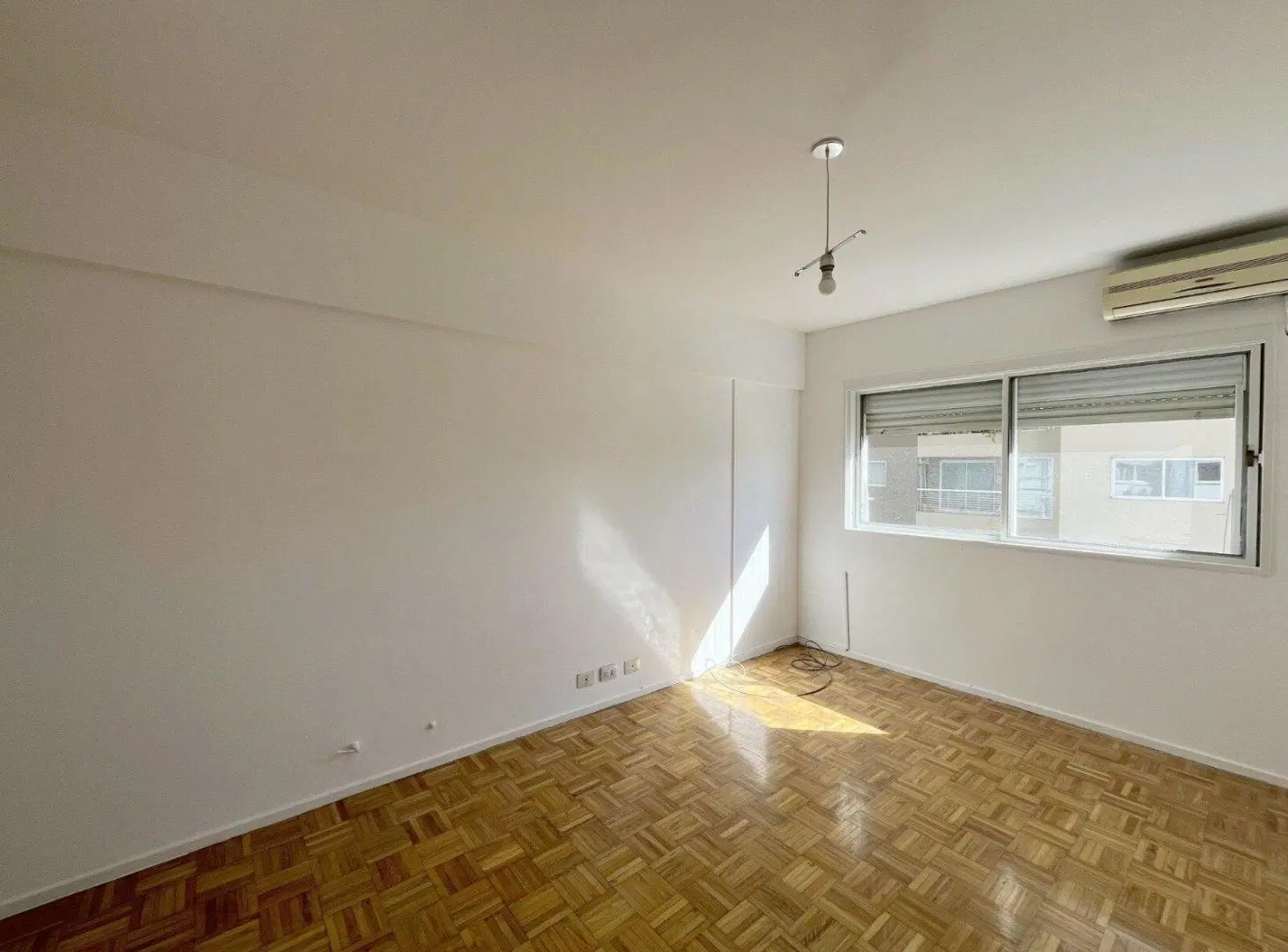 2 Ambientes Muy Luminoso | Seguridad 24 hs | Ramos Mejía Centro | Listo para Mudarse 3