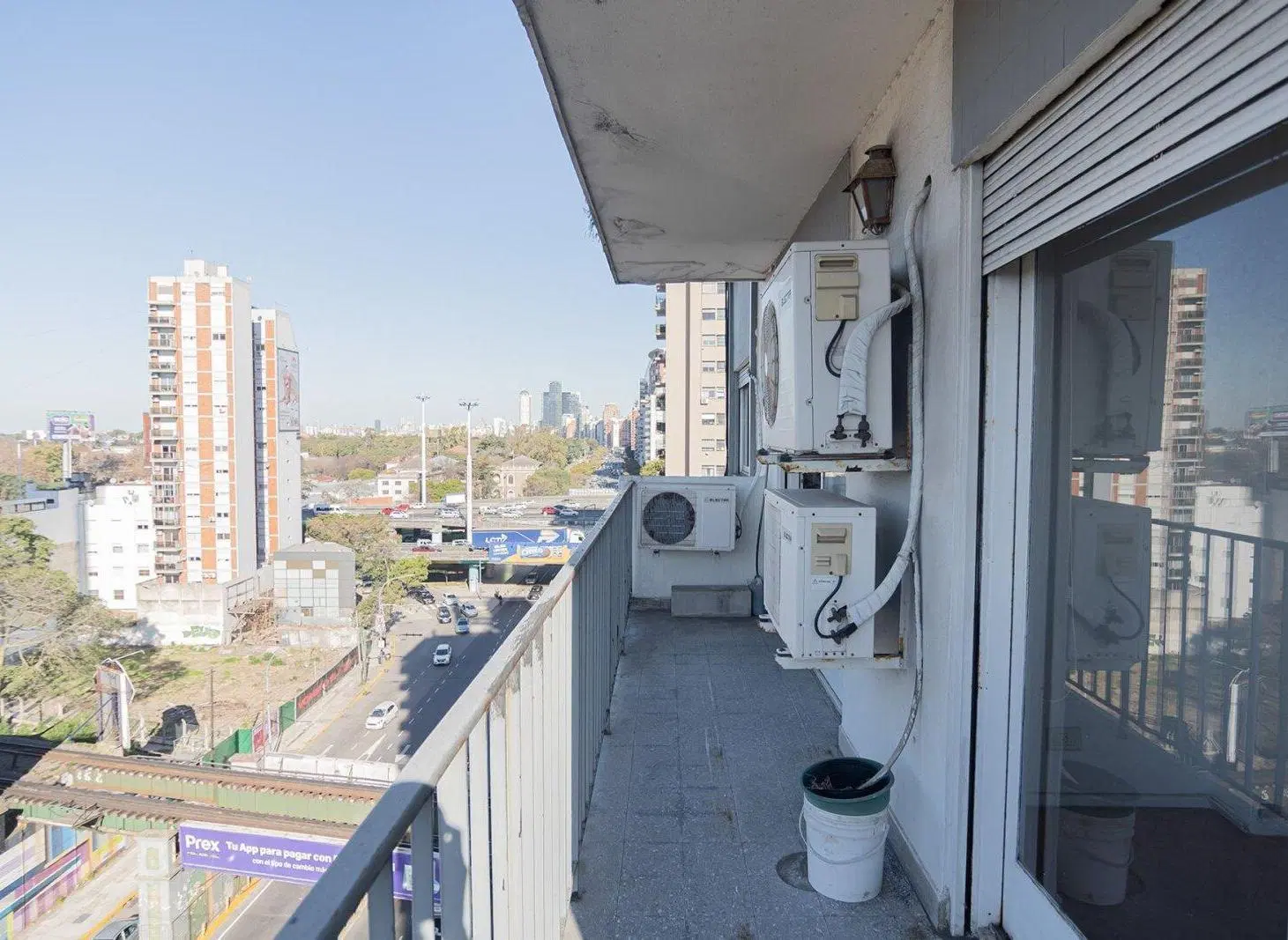 Venta 4 amb con dcia y cochera A RECICLAR, APTO PROF Vte Lopez 4