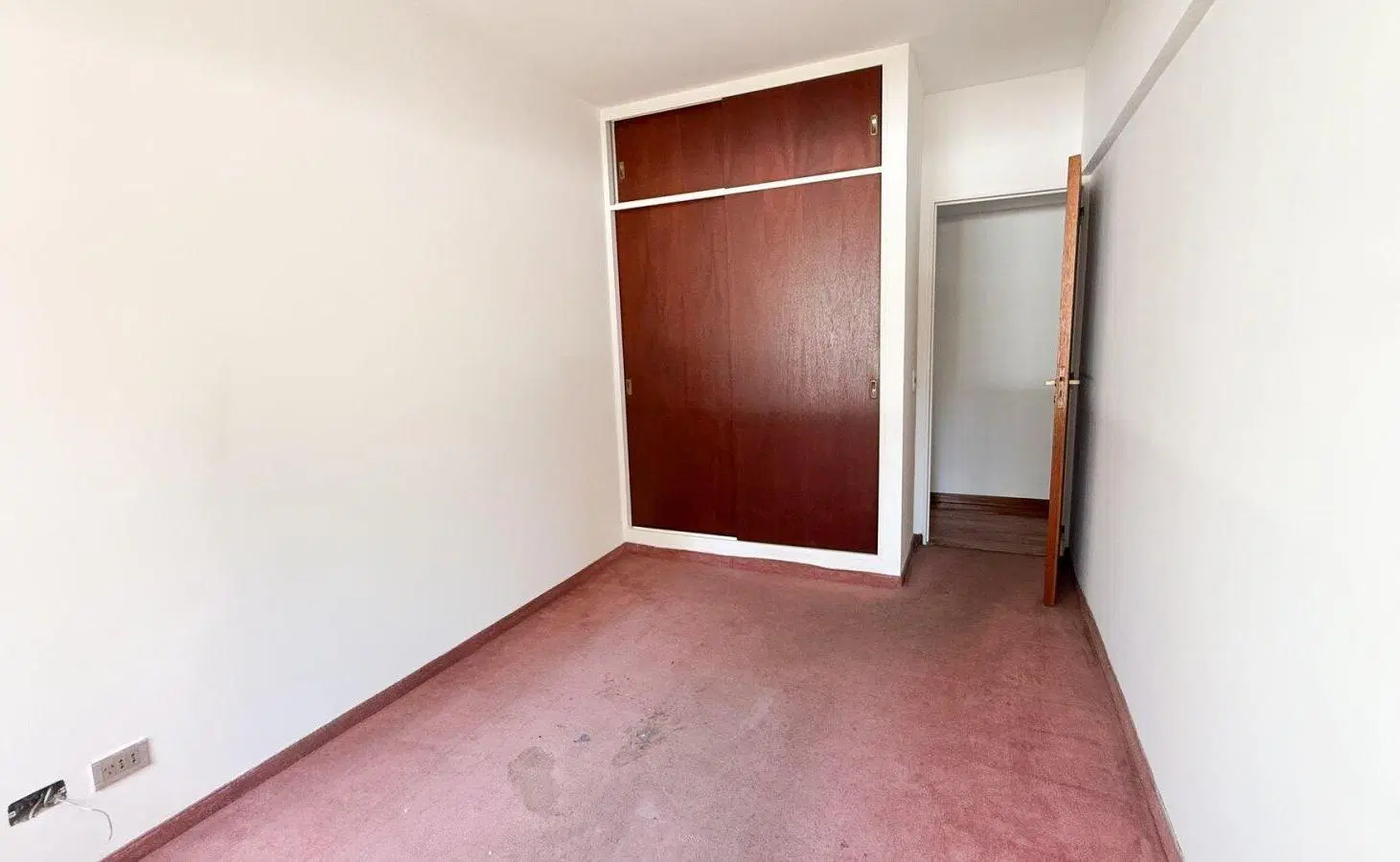 Departamento Piso - 4 Ambientes más dependencia - 2 cocheras - Venta - Caballito 4
