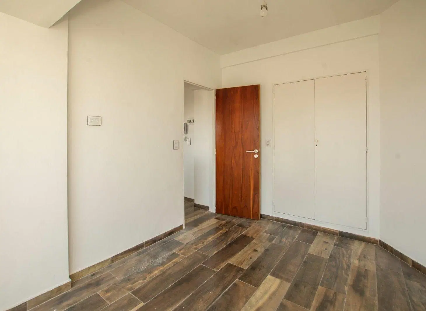 ALQUILER DEPTO 2 AMBIENTES C/ BALCÓN PISO 12 - CABALLITO 3
