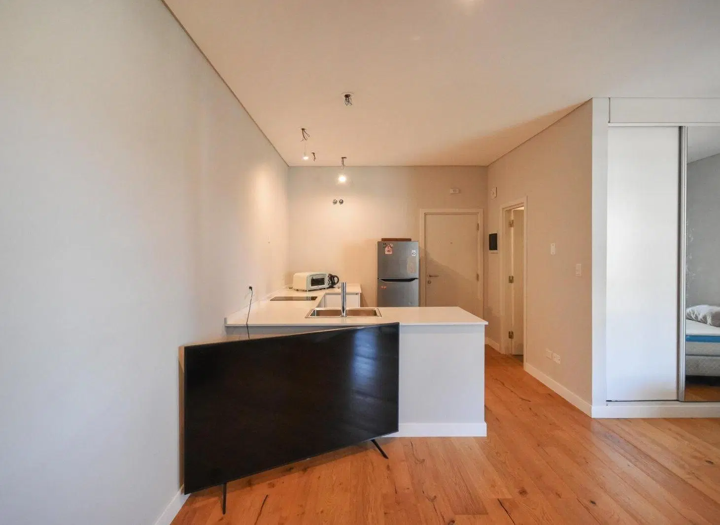 Venta Monoambiente con balcón, cochera y baulera en Chateau Portal - Nordelta 4
