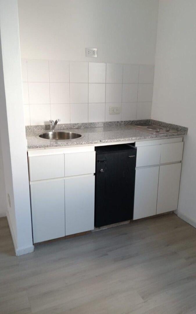 VENTA MONOAMBIENTE MODERNO EN BALVANERA
