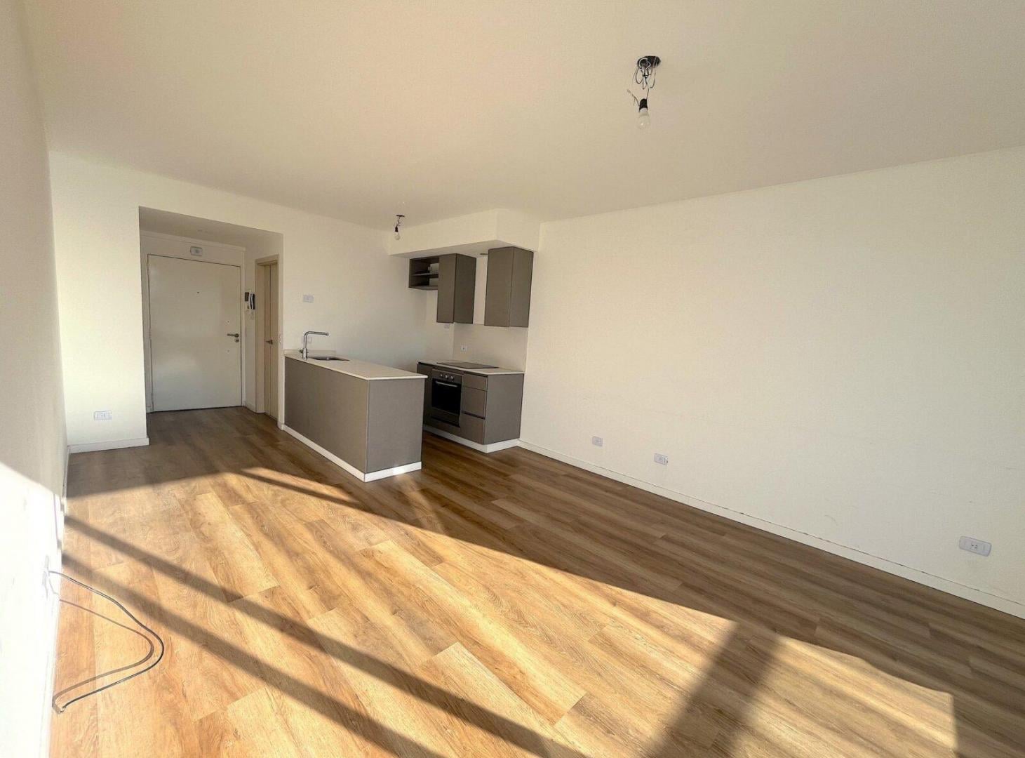 Venta Monoambiente en Flores con balcón