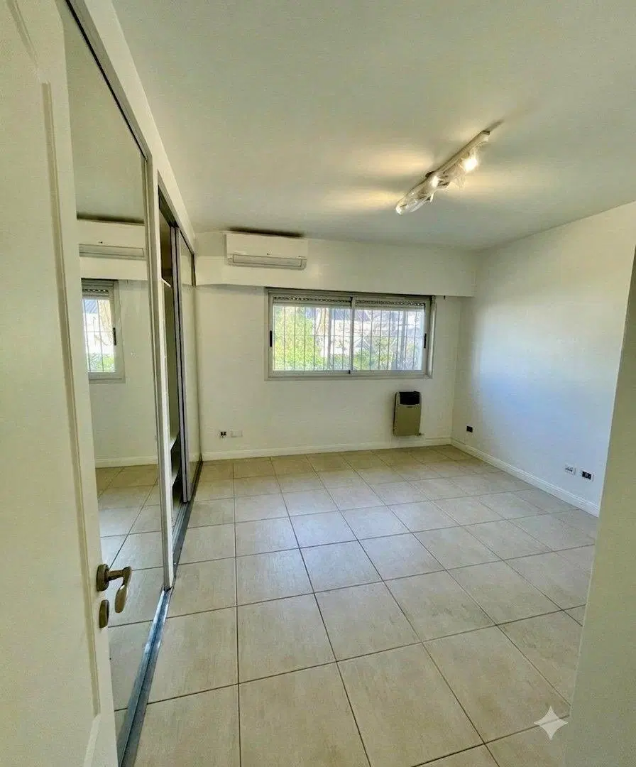 Casa en venta Martínez 4 dormitorios 3