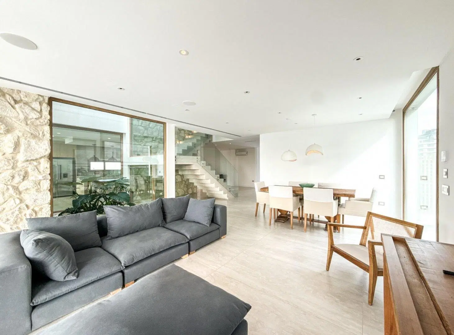 Venta Casa a la laguna 7 amb. Barrio Los Puentes- Nordelta 3