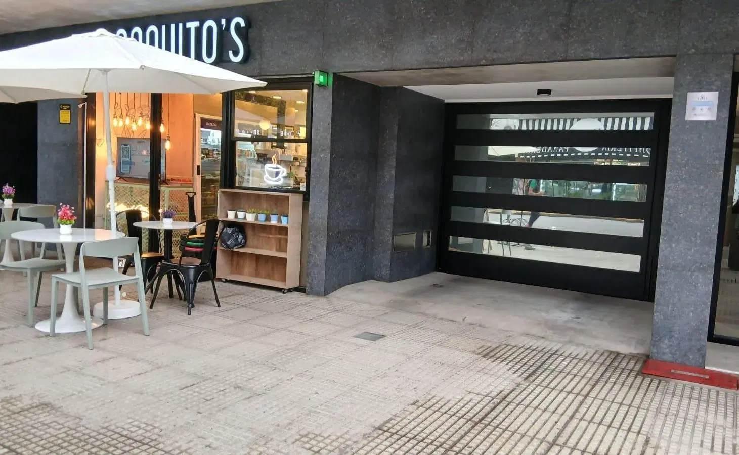 VENTA LOCAL EN CABALLITO CON RENTA. 4