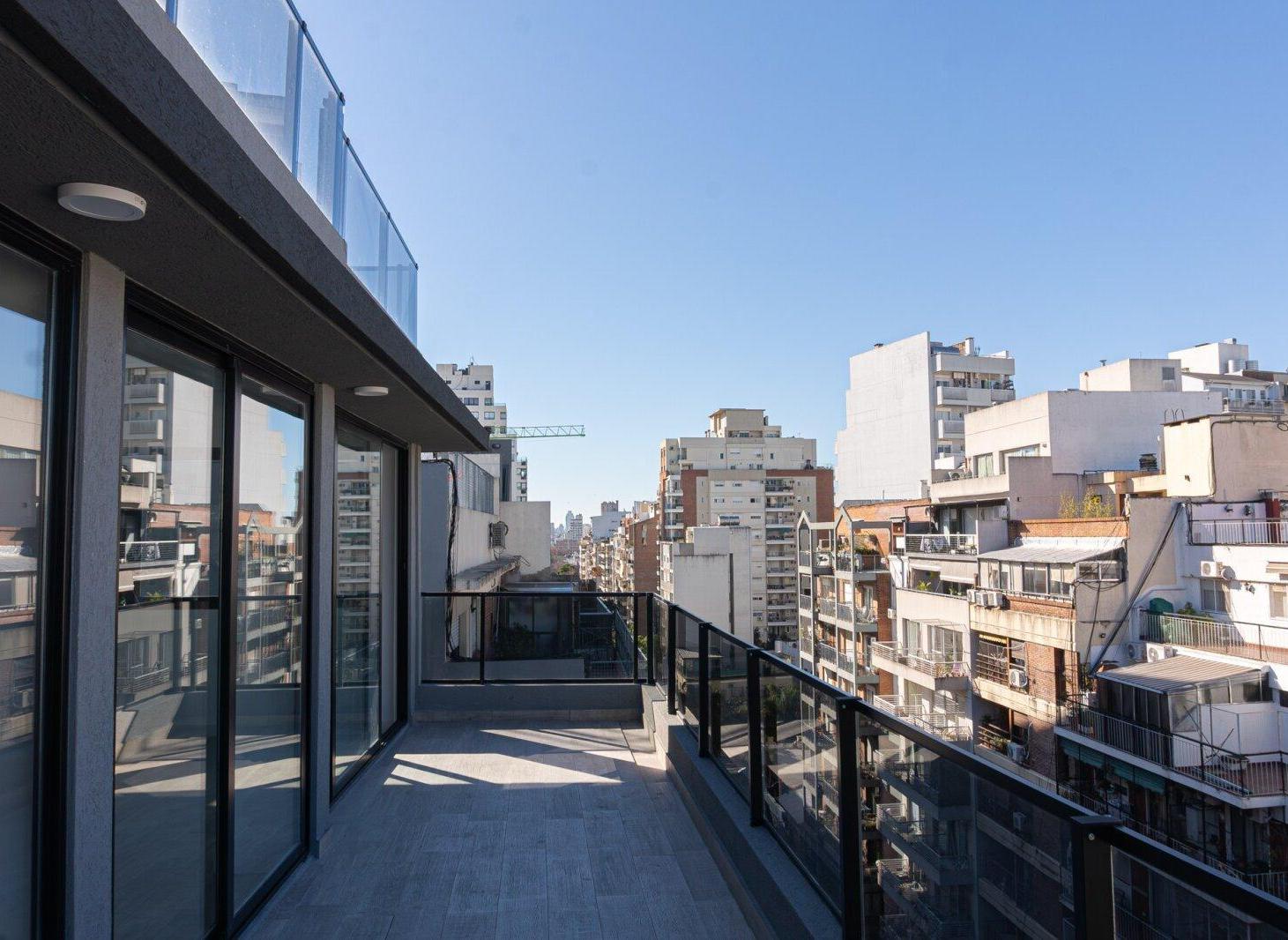 Venta dpto. 4 amb. C/ vista abierta y 2 cocheras
