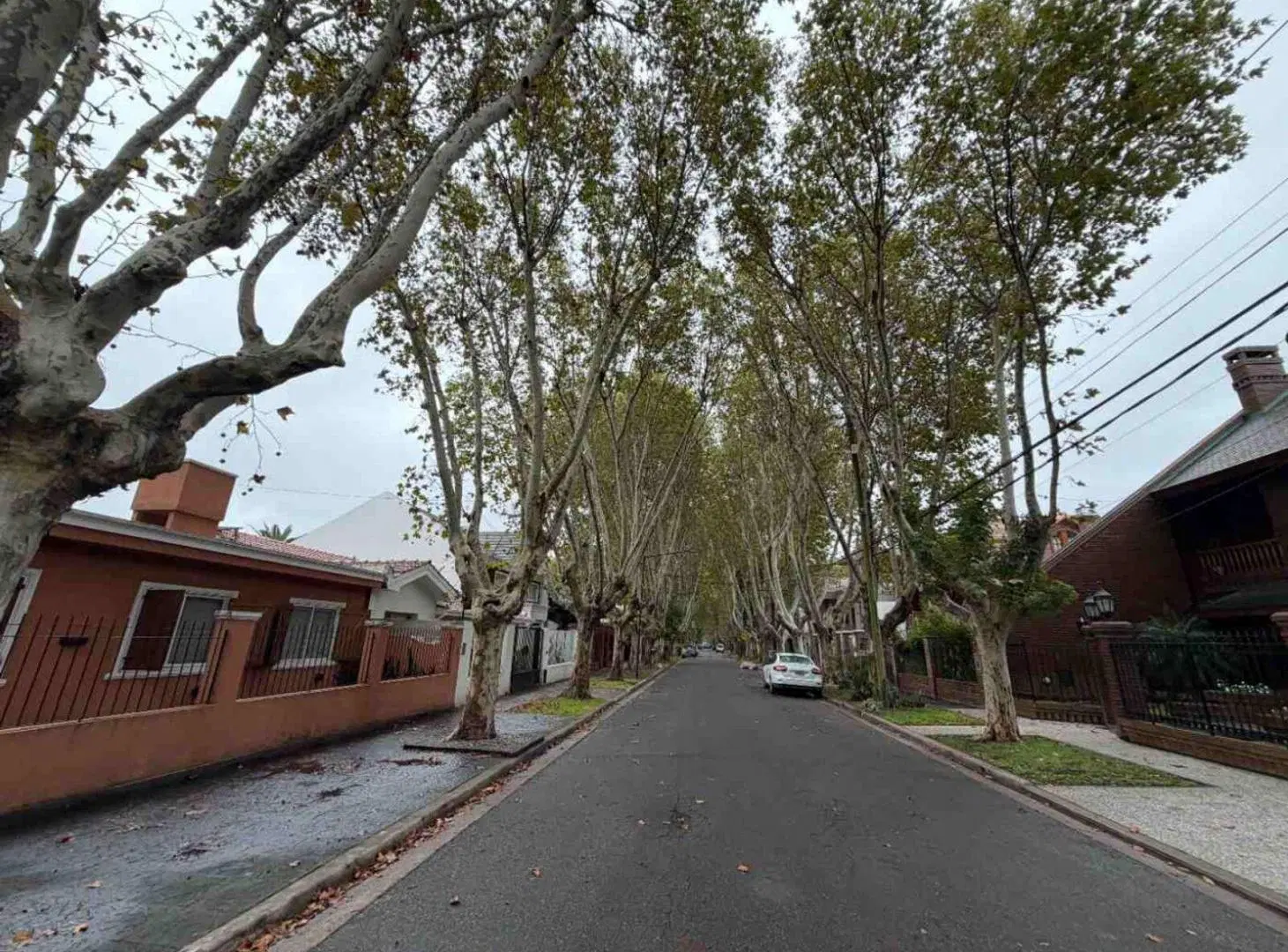 Venta casa en Parque Cisneros PERMUTA FINANCIA 4