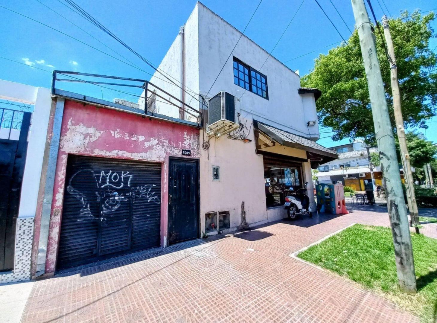 PH a refaccionar 4 + local apto permuta Virreyes