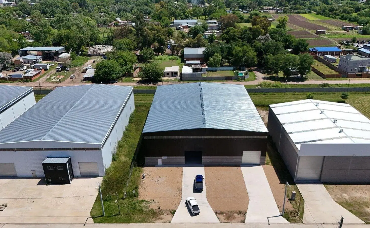VENTA GALPÓN INDUSTRIAL A ESTRENAR MORENO 8