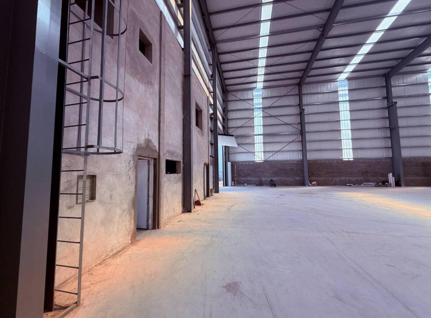 ALQUILER GALPON 3500 M PARQUE INDUSTRIAL PITEC