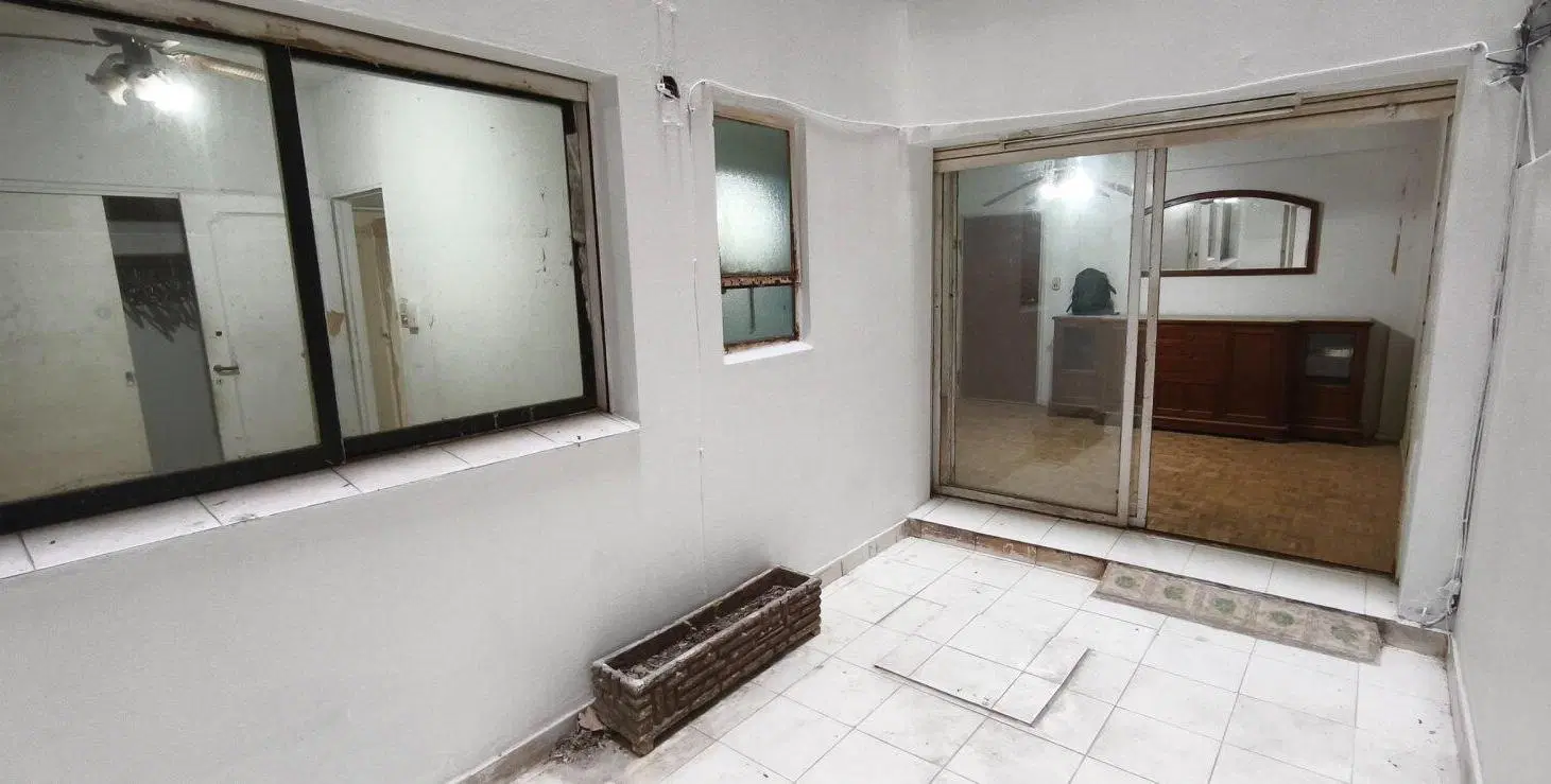 Depto. 3 amb con patios - a refaccionar - Recoleta 2