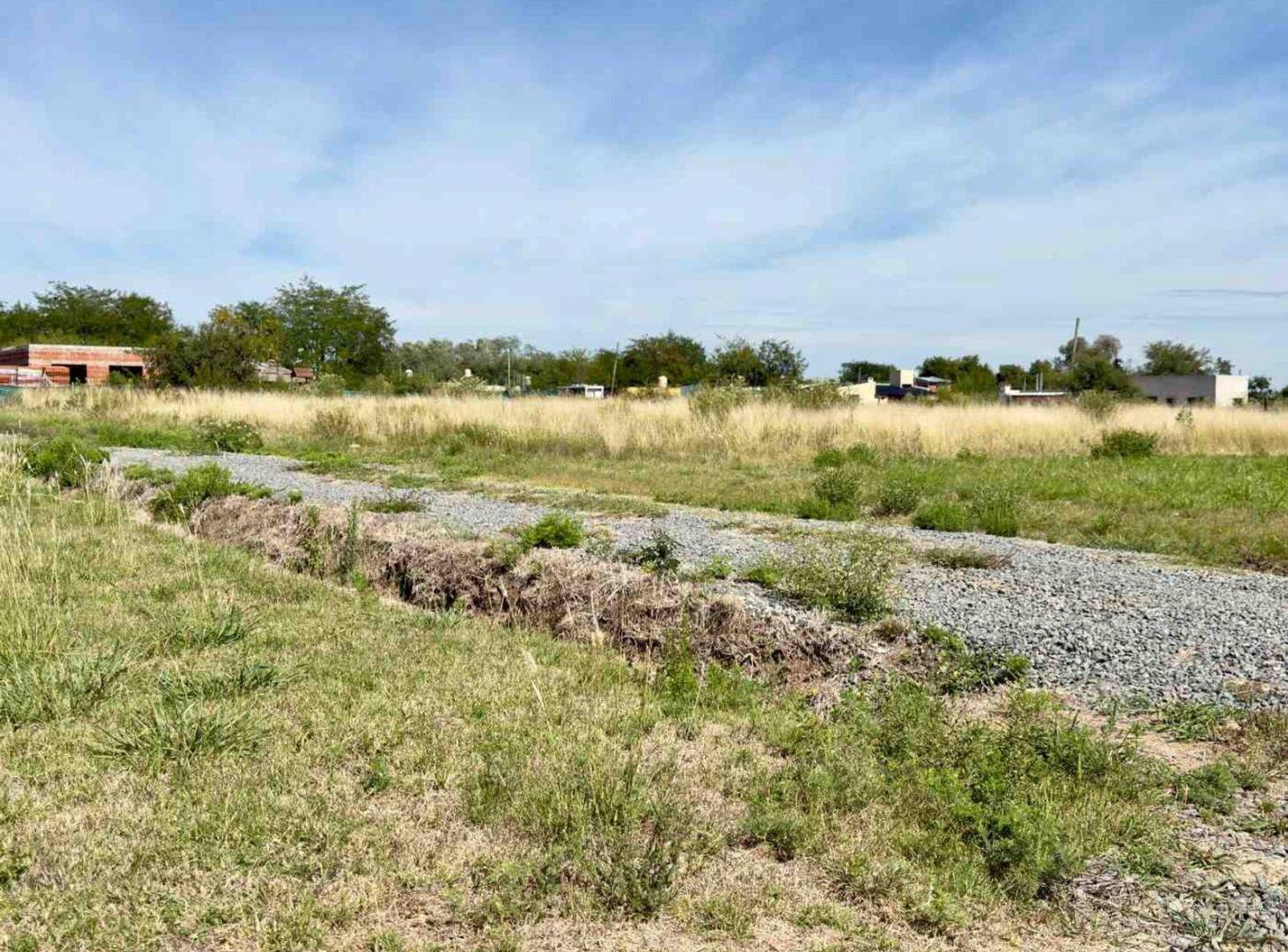VENTA TERRENO BARRIO EL OVERO VILLA ROSA PILAR