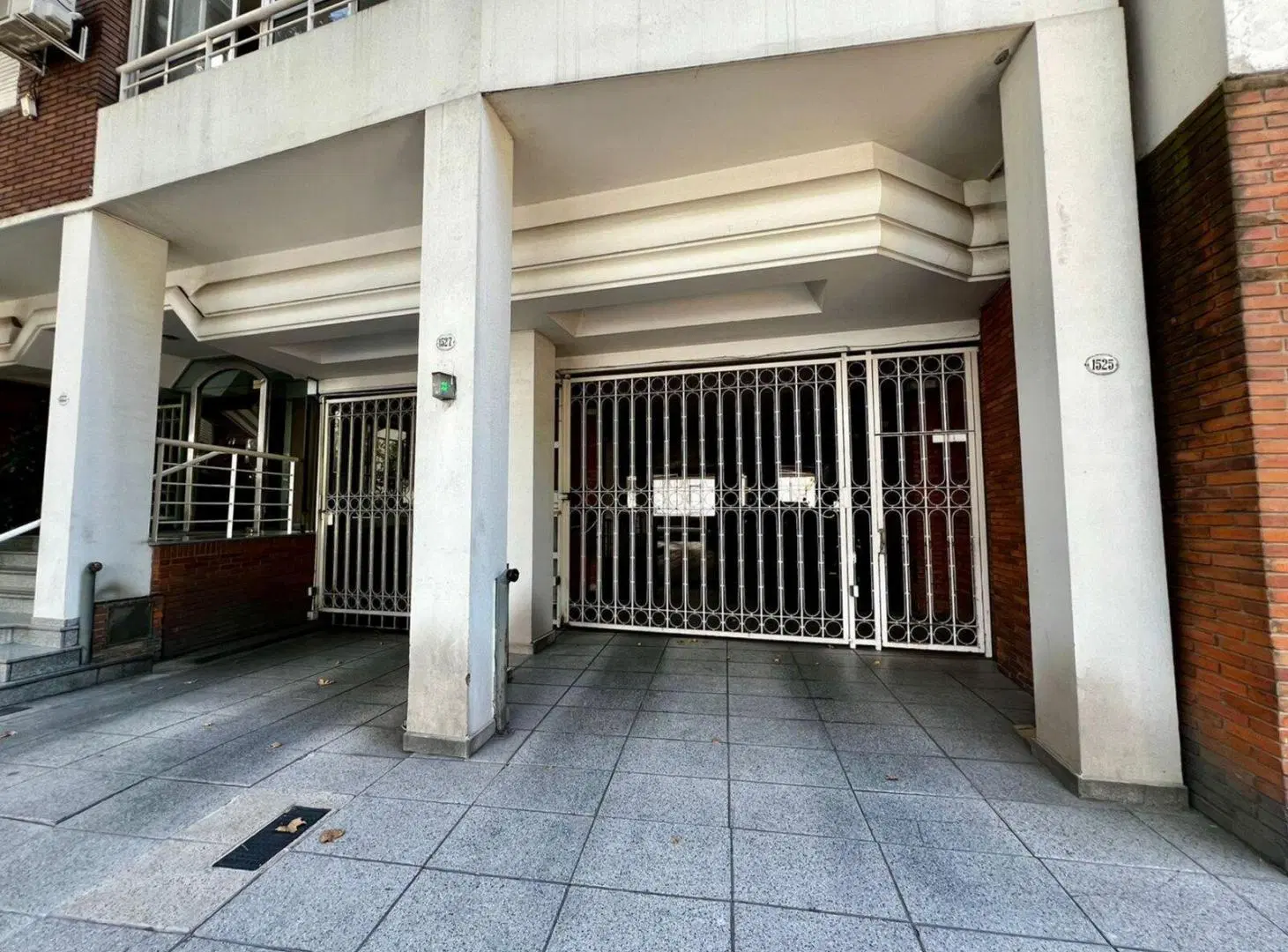 VENTA COCHERA EN CABALLITO EXCELENTE UBICACION 4